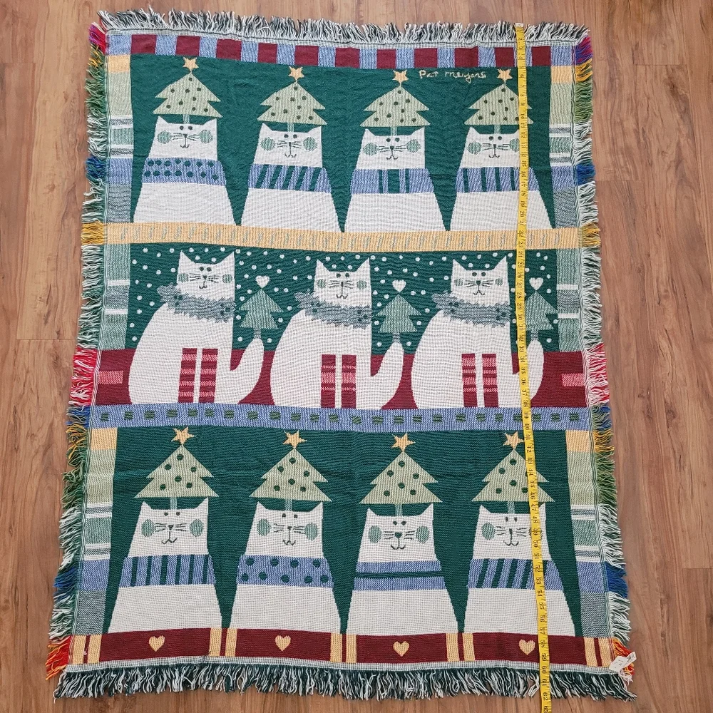 Crown Crafts Throw Blanket Noel Cats Pat Meyers Vintage Christmas Holiday NEW